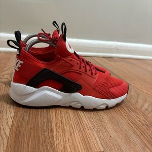 Nike Huarache Air Athletic Low Shoes size 6y